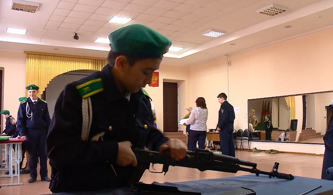 Пензенские кадеты соревнуются в военно-патриотической игре «Наследники России»